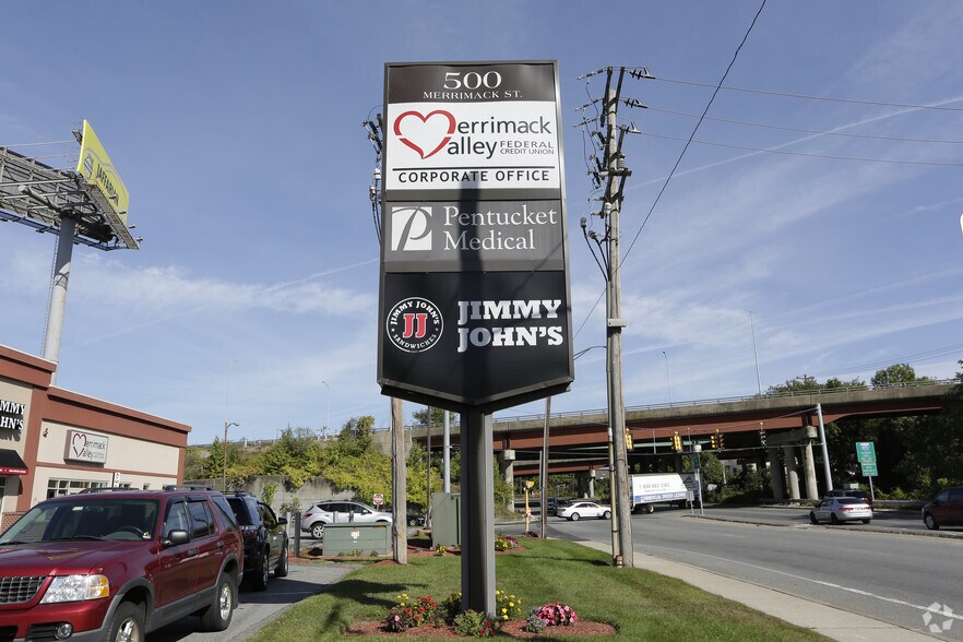 More Photos Of 500A Merrimack St, Lawrence Freestanding For Lease