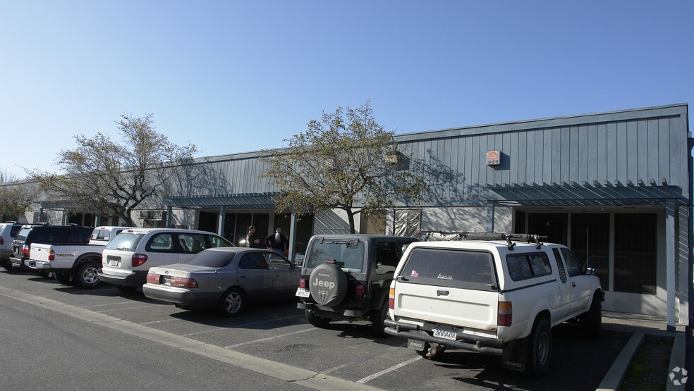 More Photos Of 2111-2133 Research Dr, Livermore Unknown For Lease