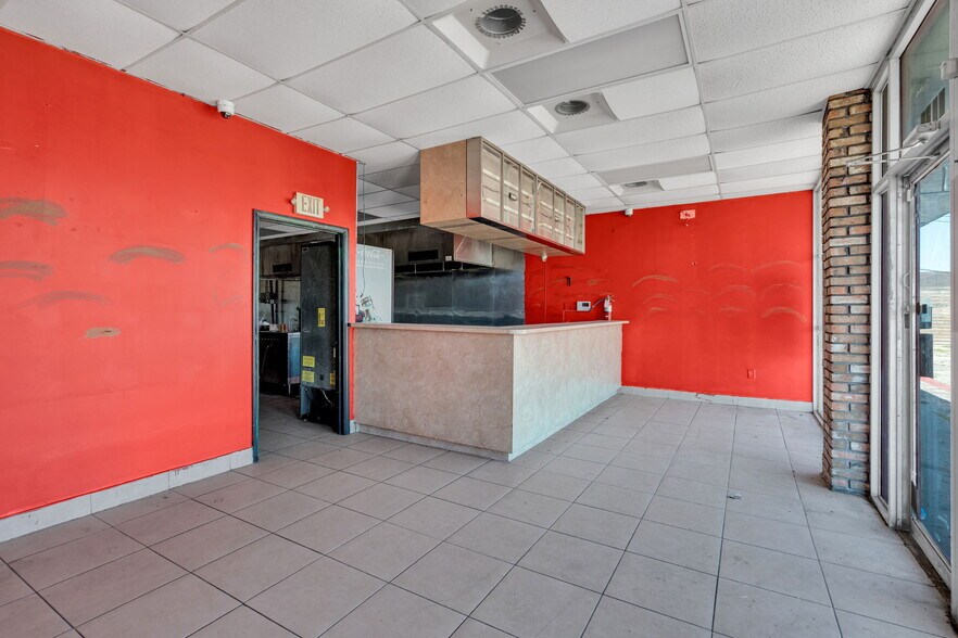 More Photos Of 7118-7140 Downman Rd, New Orleans Storefront Retail Residential For Sale