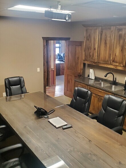 More Photos Of 200 E Industrial Ave, Lyndon Station Coworking Space