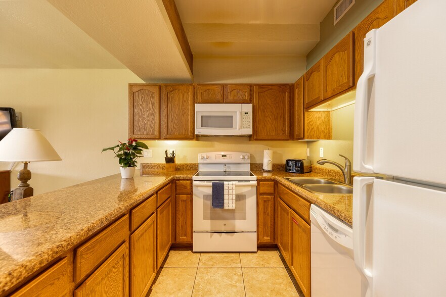 More Photos Of 5829 Buck Springs Rd, Pinetop Hotel For Sale