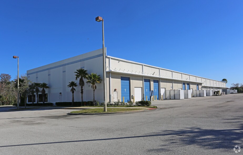 More Photos Of 6333 McCoy Rd, Orlando Warehouse For Sale