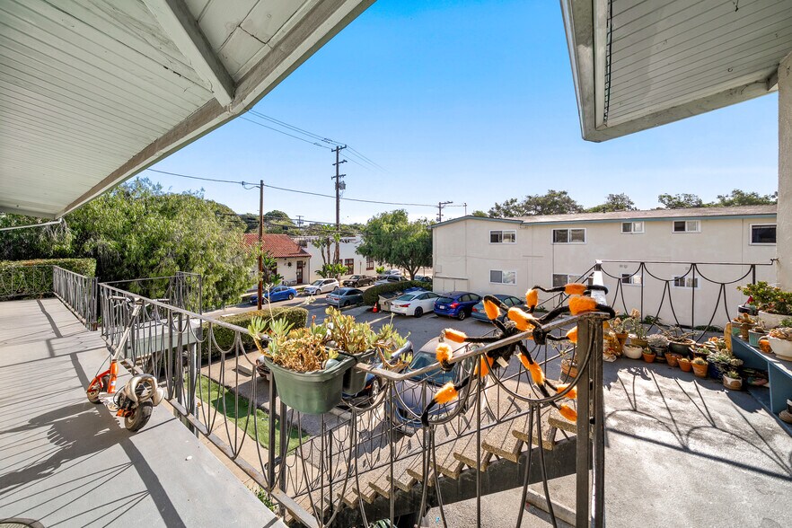 More Photos Of 1011 Laguna St, Santa Barbara Apartments For Sale