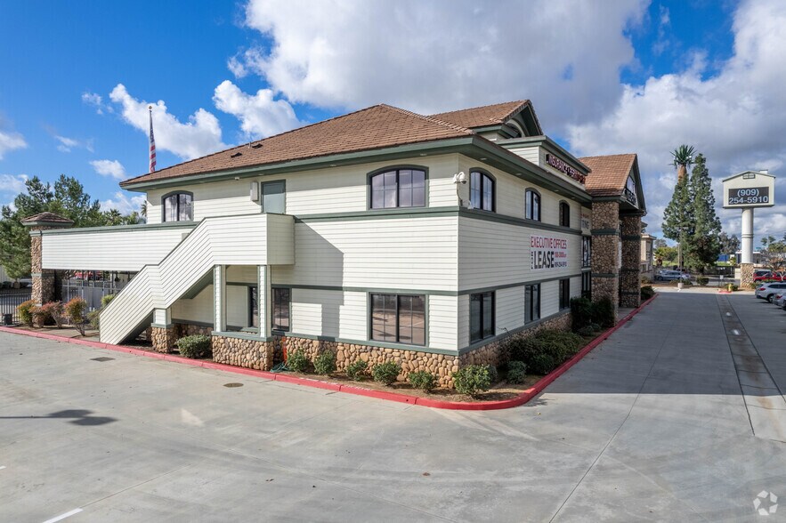 More Photos Of 23328 Olive Wood Plaza Dr, Moreno Valley Office For Lease