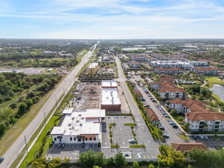 More Photos Of 409 Serano Way, Nokomis Office For Lease