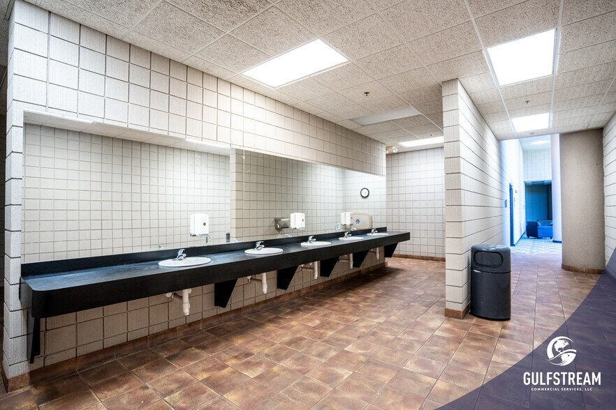 More Photos Of 5555 Wellness dr, Philpot Lodge Meeting Hall For Sale