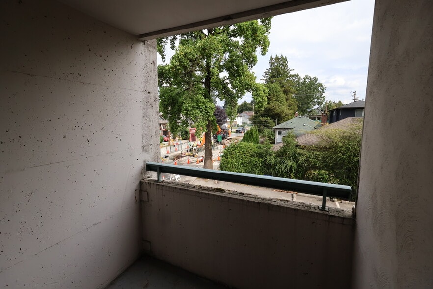 More Photos Of 631 Sixth St, New Westminster Apartments For Lease