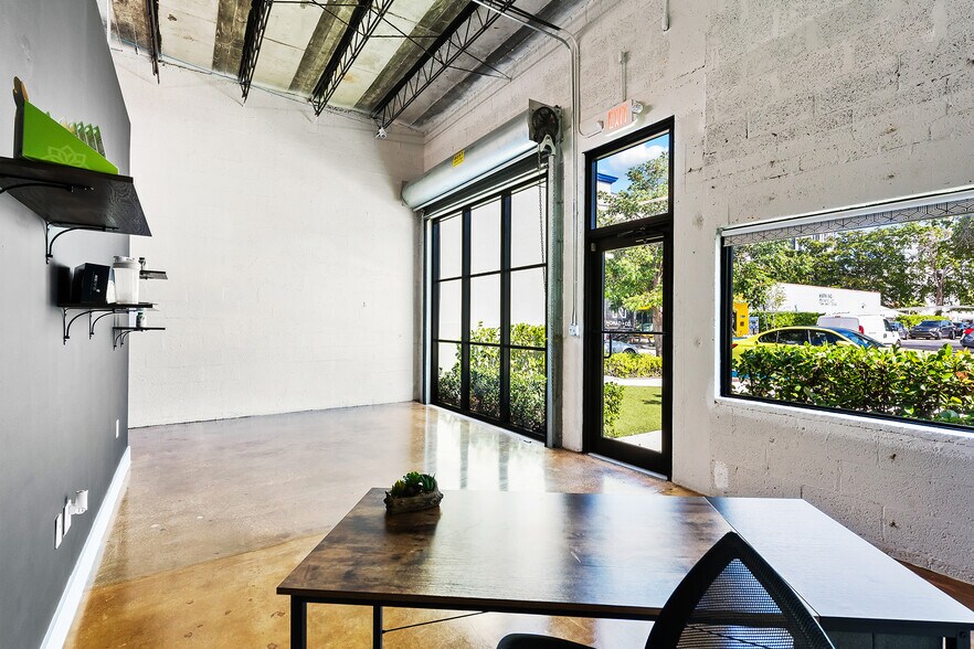 More Photos Of 719-721 NE 2nd Ave, Fort Lauderdale Office For Sale