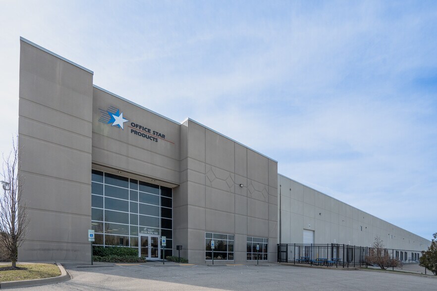 Primary Photo Of 5100 Jeff Commerce Dr, Louisville Warehouse For Lease