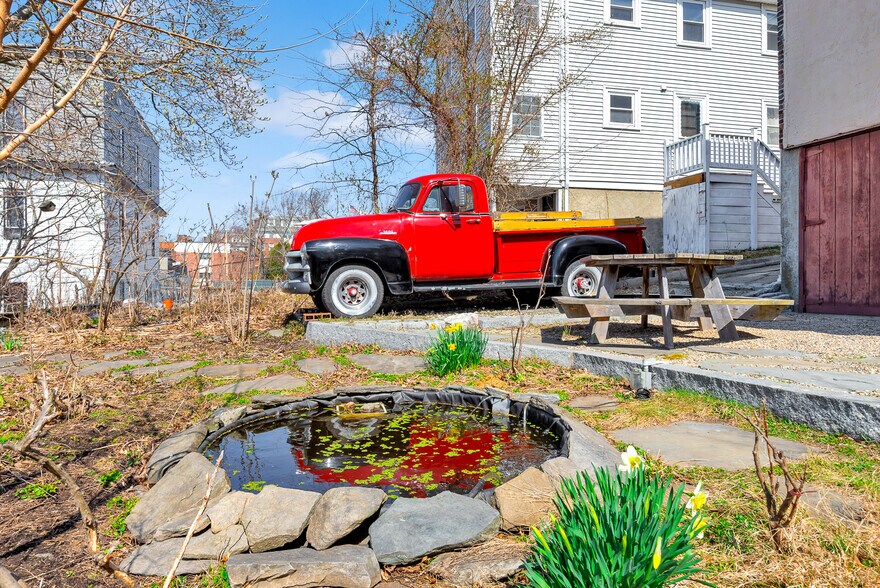 More Photos Of 126 Westbourne Ter, Brookline Multifamily For Sale