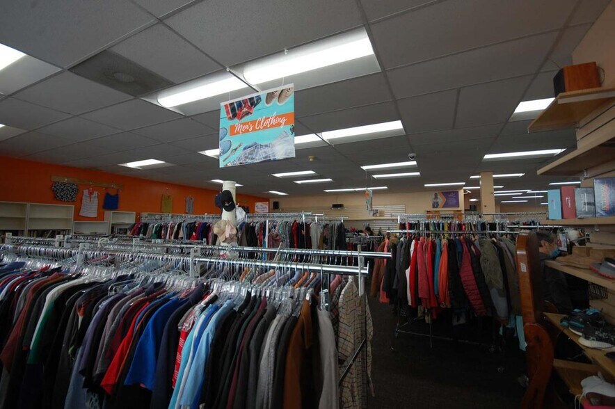 More Photos Of 10730 Connecticut Ave, Kensington Storefront Retail Office For Sale