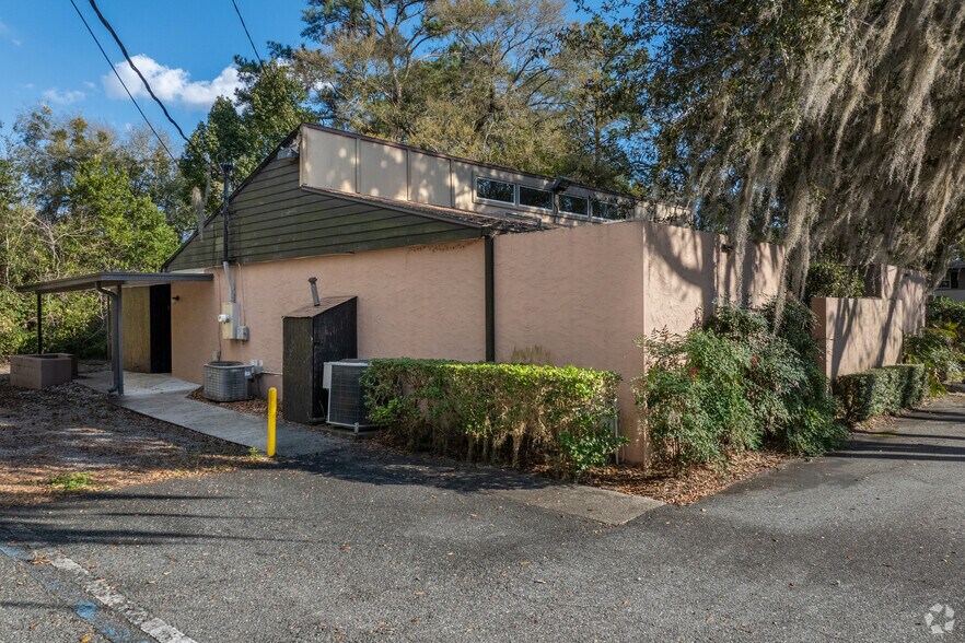 More Photos Of 1230 NW 9th Ave, Gainesville Medical For Lease