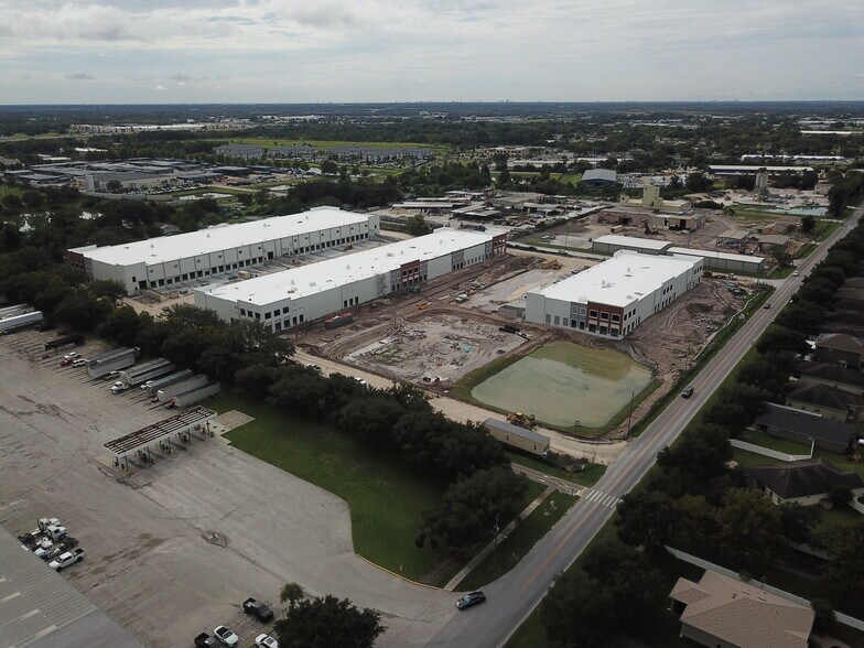 More Photos Of 603 Hennis Rd, Winter Garden Unknown For Lease