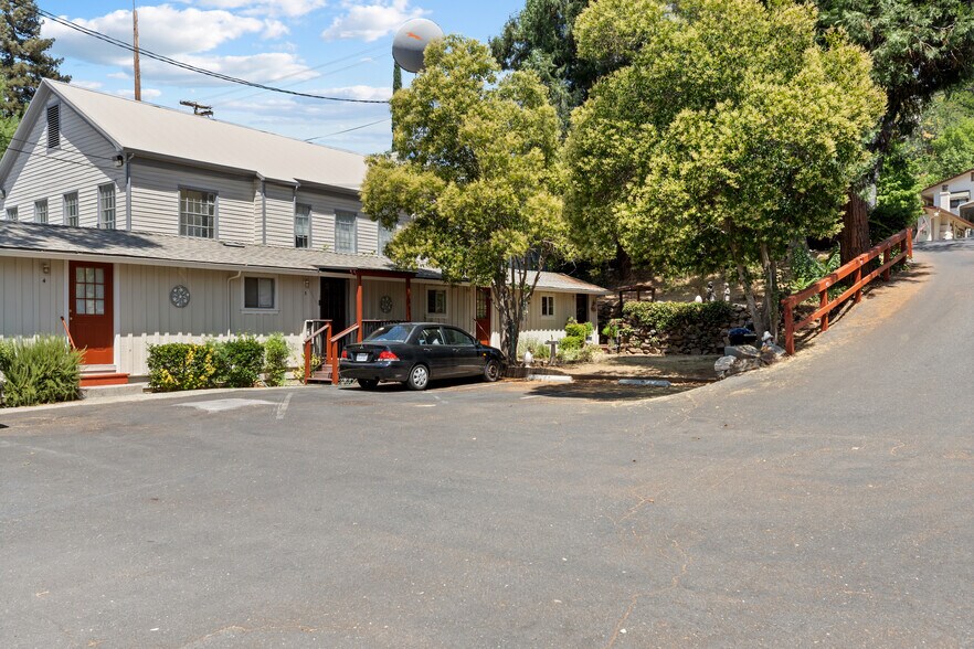 More Photos Of 308 N Washington St, Sonora Apartments For Sale