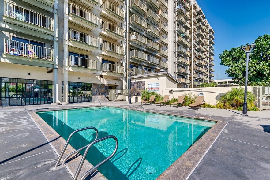 More Photos Of 801 National City Blvd, National City Multifamily For Sale