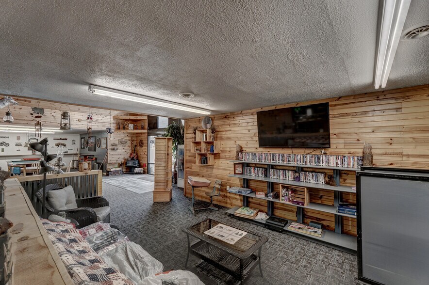 More Photos Of 1116 N 5th St, Custer Trailer Camper Park For Sale