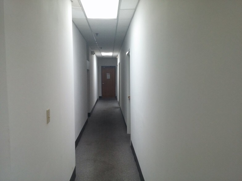 More Photos Of 6624 Jimmy Carter Blvd, Peachtree Corners Industrial For Sale