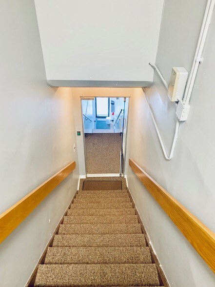 More Photos Of 1812-1814 Merrick Rd, Merrick Office For Sale