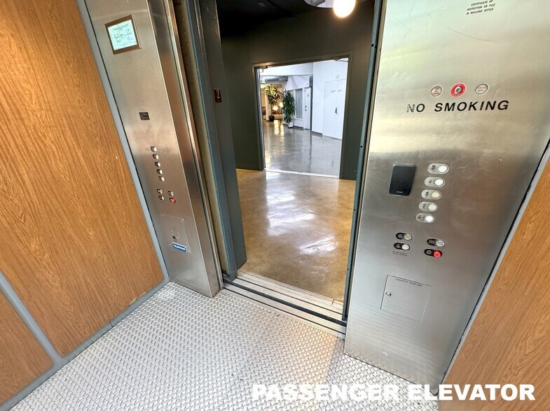 More Photos Of 210 E Olympic Blvd, Los Angeles Showroom For Lease