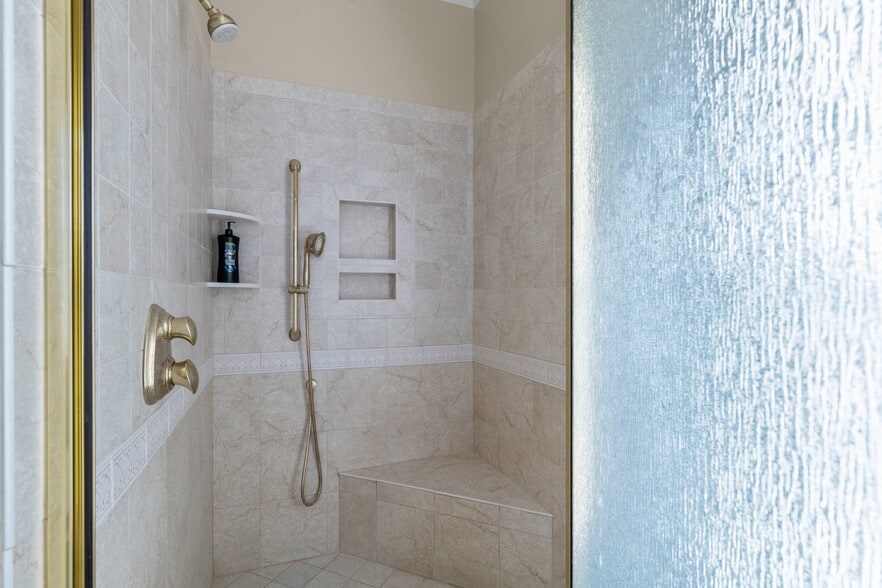 More Photos Of 220 Pungo Shores, Belhaven Lodge Meeting Hall For Sale