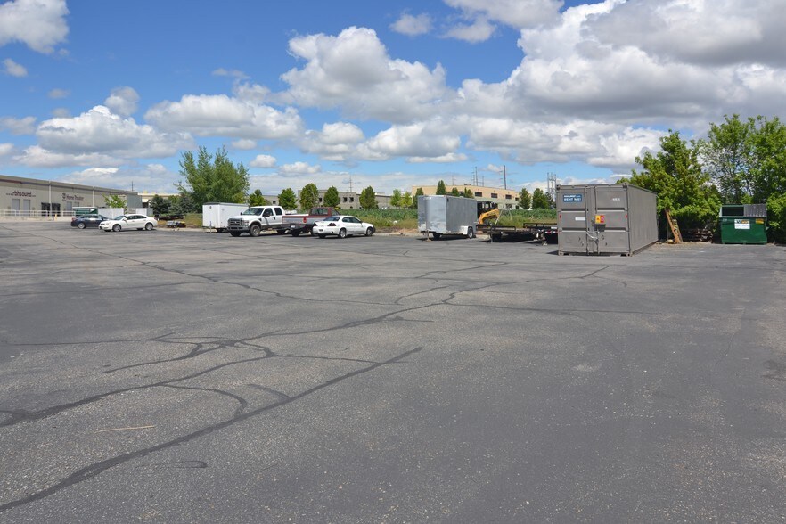 More Photos Of 334 N Marshall Way, Layton Warehouse For Lease