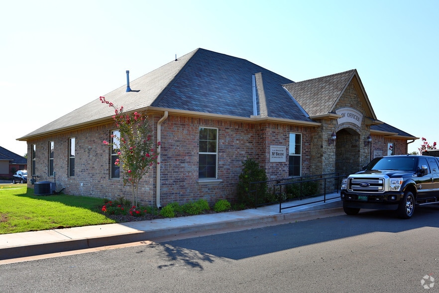 Primary Photo Of 732 N Santa Fe, Edmond Office For Sale