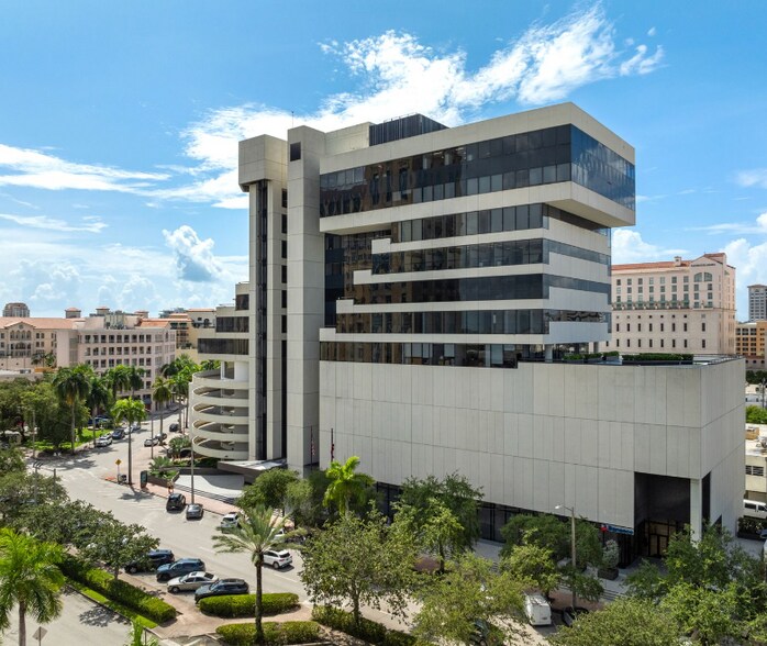 More Photos Of 150 Alhambra Cir, Coral Gables Office For Lease