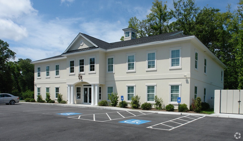 Primary Photo Of 1020 Bryan Wood Loop, Savannah Medical For Lease