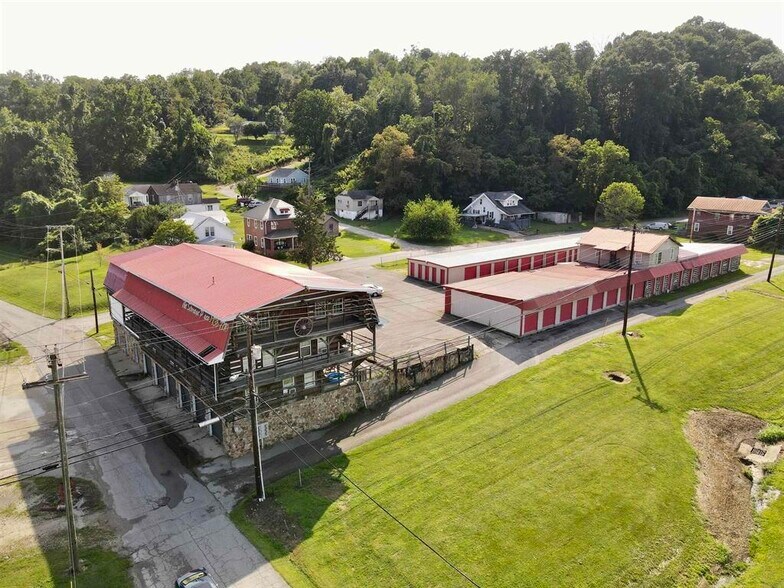 More Photos Of 1311 Meade St, Flatwoods Storefront Retail Office For Sale