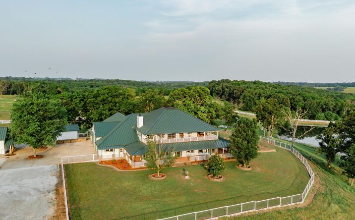 Primary Photo Of 352 MO-245, Dadeville Horse Stables For Sale