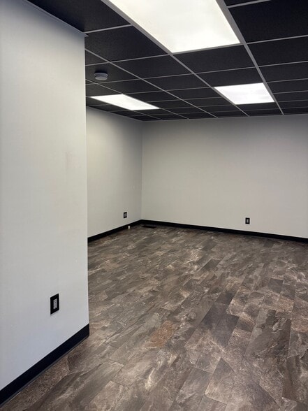 More Photos Of 280 Main St, Westminster Medical For Lease