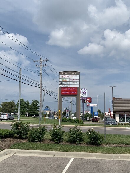 More Photos Of 12131-12151 Royal Point Dr, Cincinnati Storefront For Lease