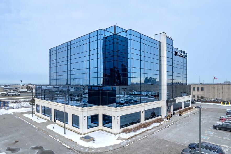 Primary Photo Of 400 Applewood Cres, Vaughan Office For Lease