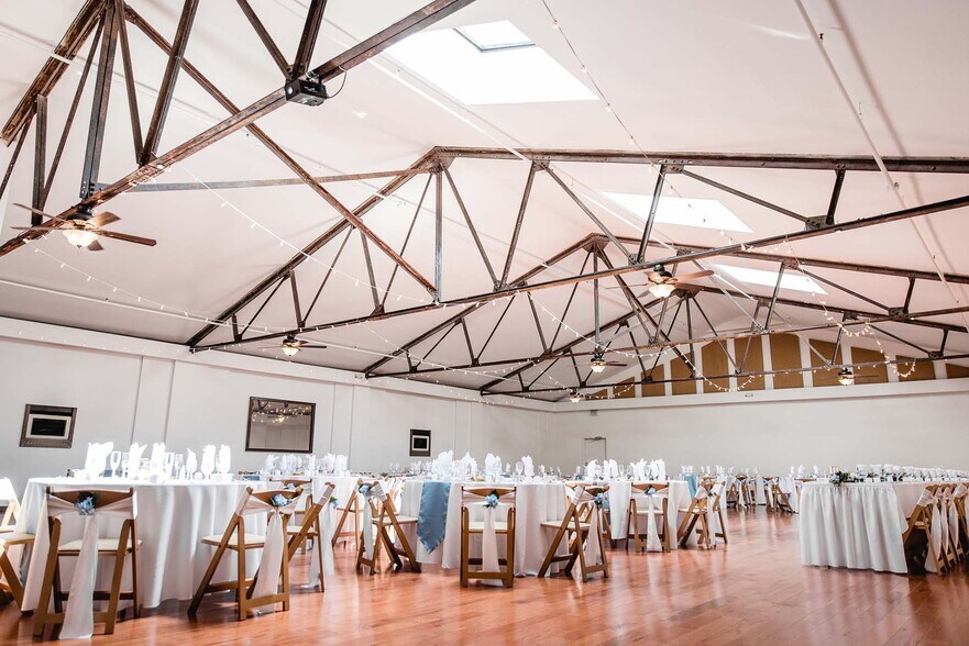 More Photos Of 416 W 3rd St, Williamsport Restaurant For Lease