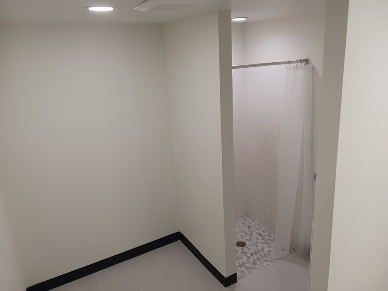 More Photos Of 1224 N Idaho St, Post Falls Coworking Space
