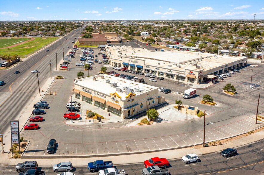 More Photos Of 621-625 E 42nd St, Odessa General Retail For Sale