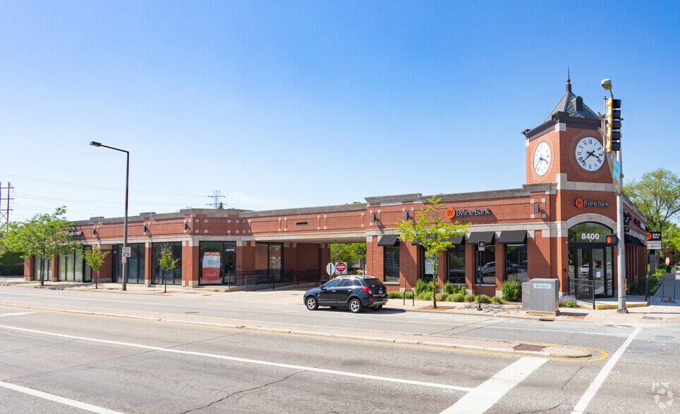 More Photos Of 8400 Skokie Blvd, Skokie Freestanding For Lease