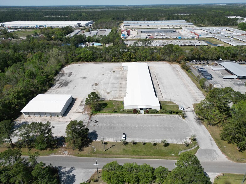 More Photos Of 2600 Lloyd Rd, Jacksonville Unknown For Lease