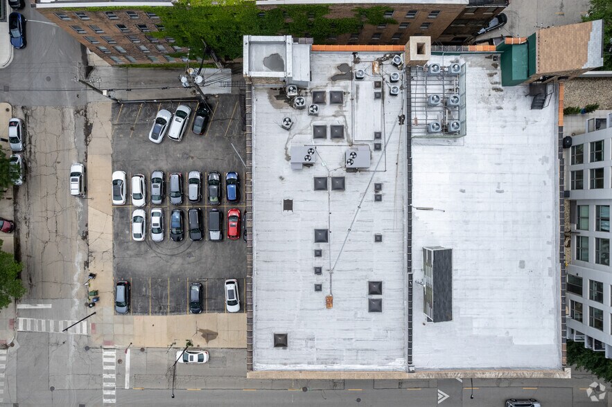 More Photos Of 415 W Huron St, Chicago Loft Creative Space For Lease