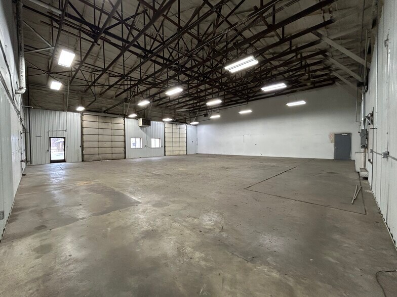 More Photos Of 9340 Shaver Rd, Portage Manufacturing For Sale