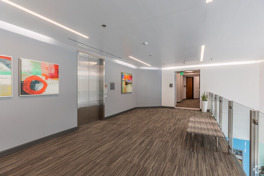 More Photos Of 5963 La Place Ct, Carlsbad Office For Lease