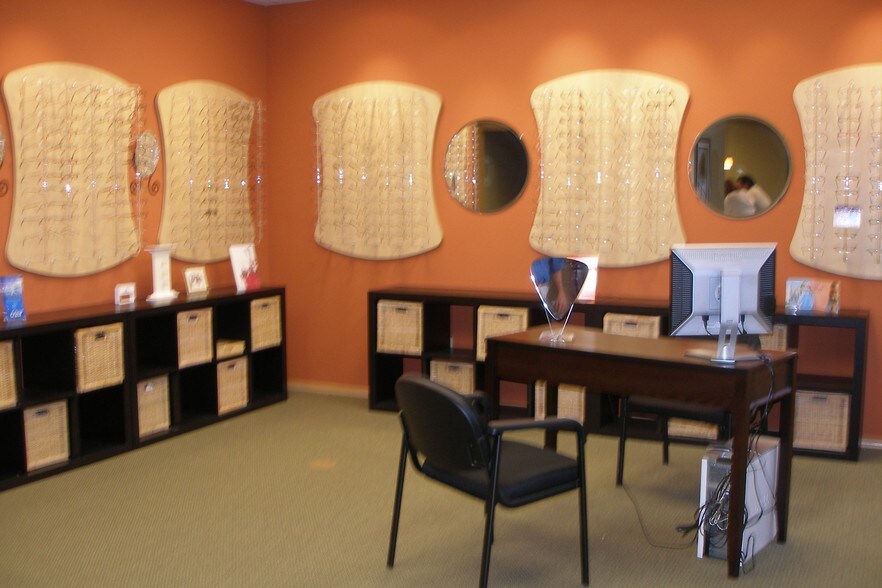 More Photos Of 6825 Burden Blvd, Pasco Medical For Sale