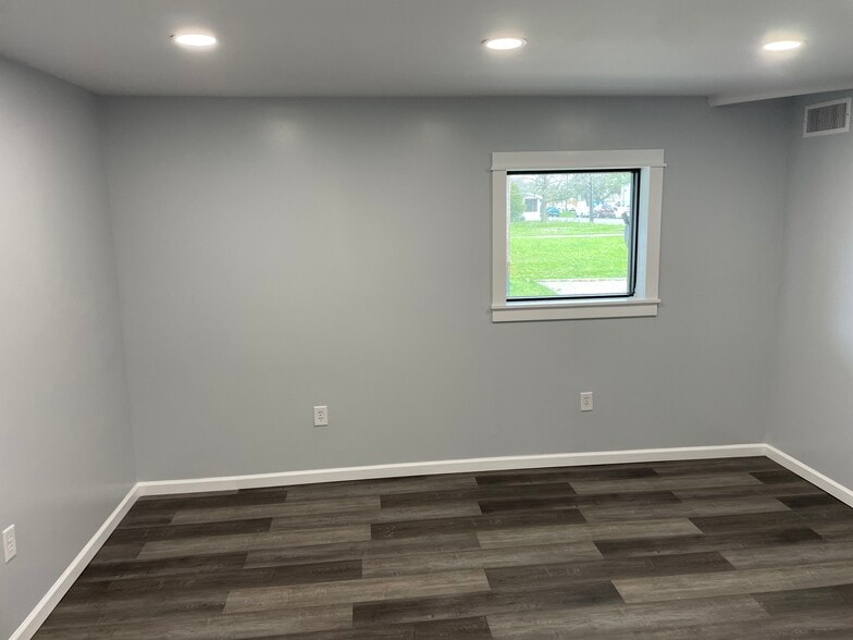 More Photos Of 501 Krebs Ave, Pascagoula Office Residential For Lease