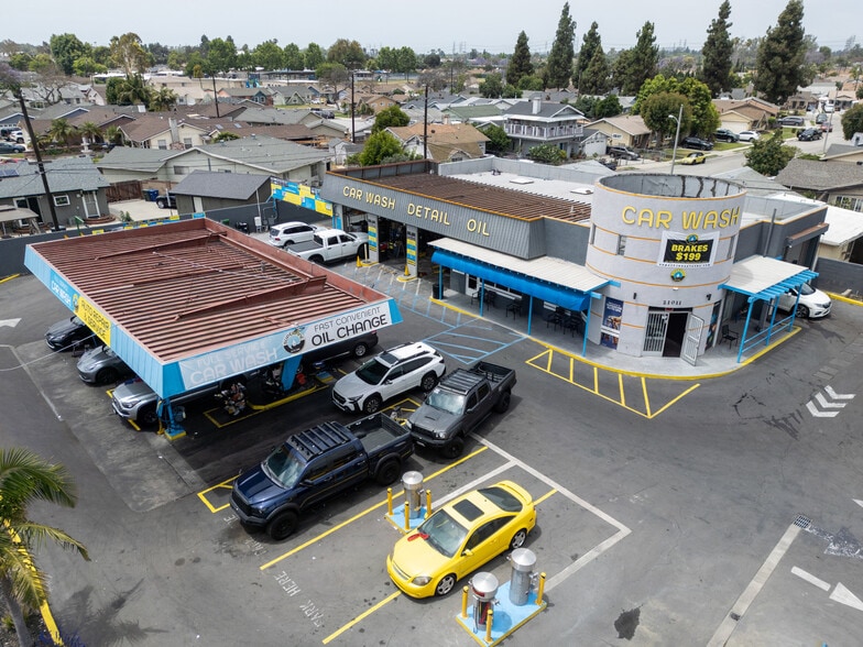More Photos Of 21011 Pioneer Blvd, Lakewood Carwash For Sale