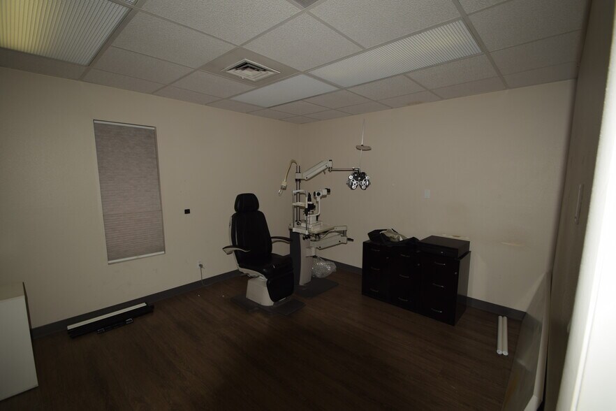 More Photos Of 3009 W Charleston Blvd, Las Vegas Medical For Lease