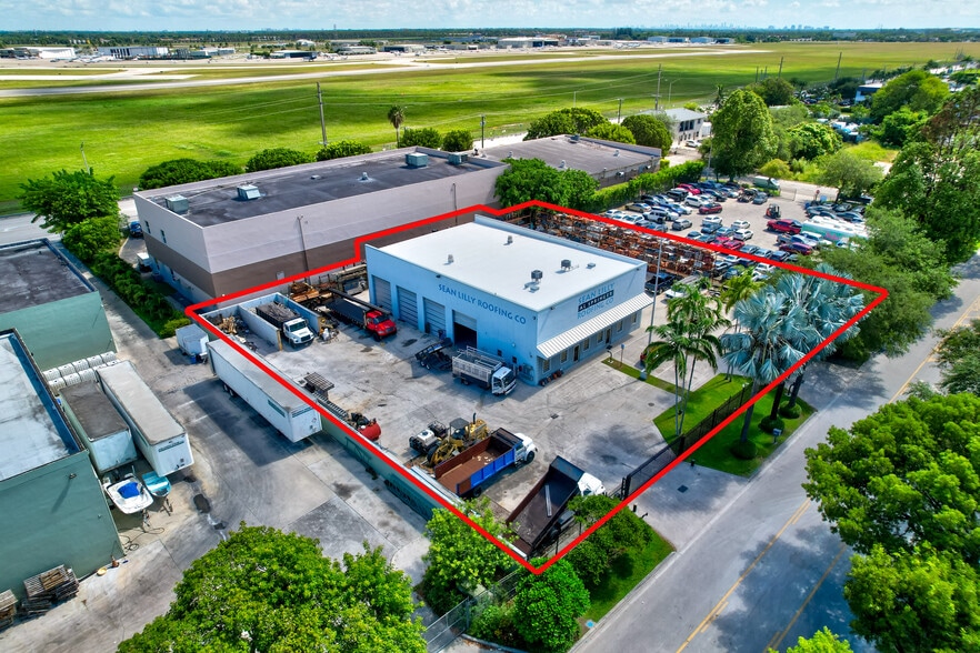 Primary Photo Of 14701 SW 137th St, Miami Light Distribution For Lease