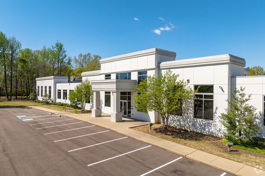 Primary Photo Of 7345 Goodlett Farms Pky, Cordova Office For Sale