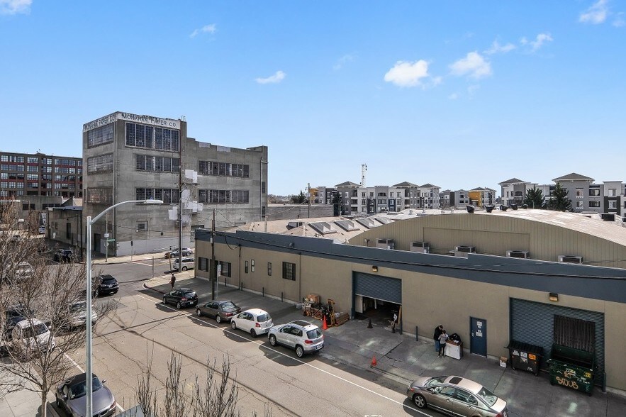 Primary Photo Of 201 2nd St, Oakland Warehouse For Lease