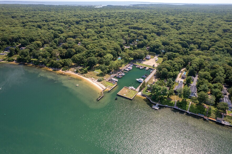 More Photos Of 219 Three Mile Harbor HC Rd, East Hampton Marina For Sale