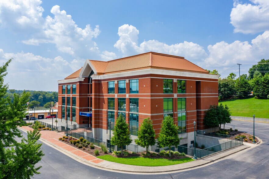 Primary Photo Of 25 Jefferson St, Clarksville Office For Lease